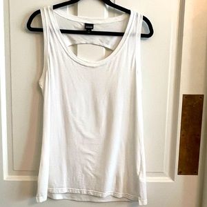 Patagonia white tank. Size Medium Excellent condition.